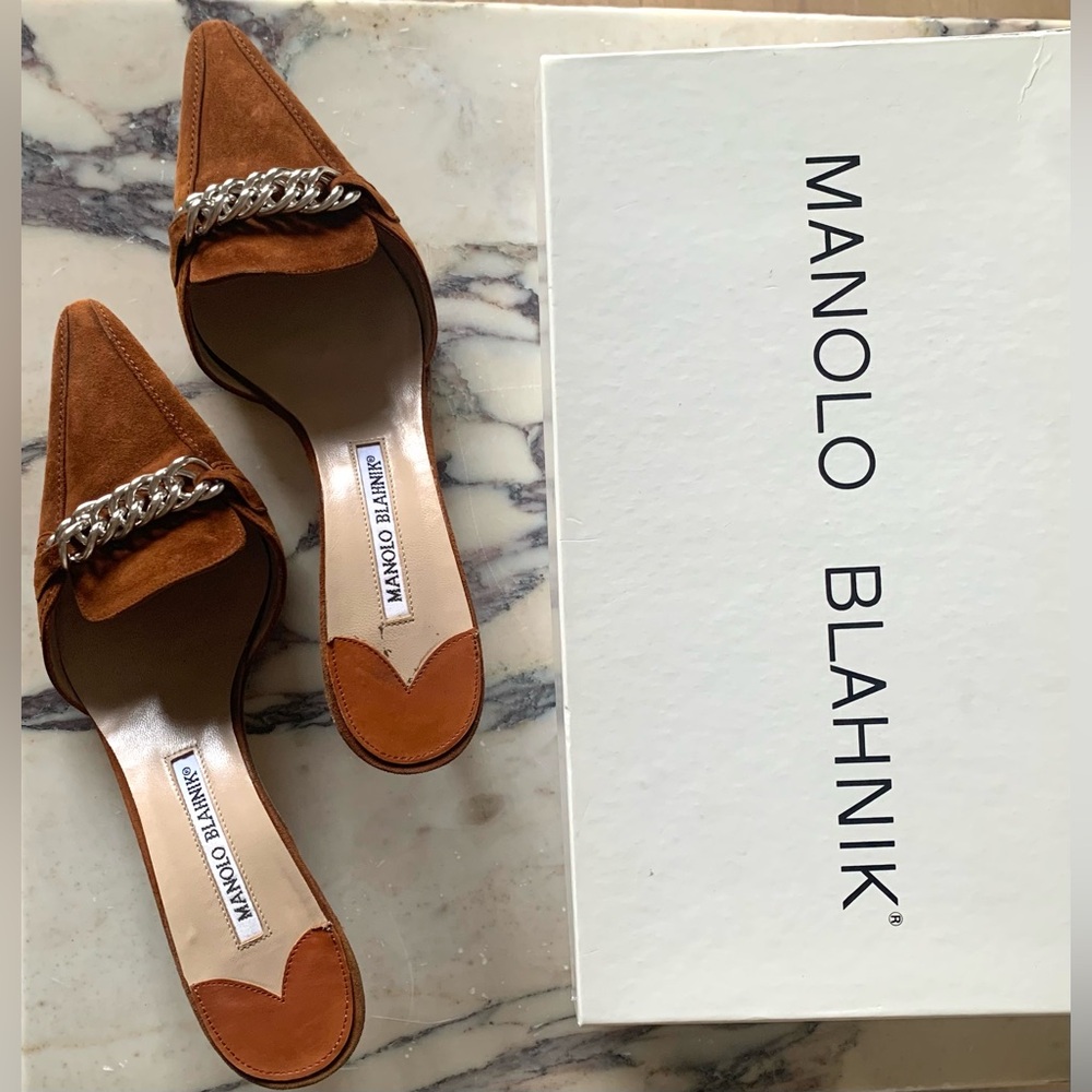 MANOLO BLANIK Brown Suede Mules Kitten Heels